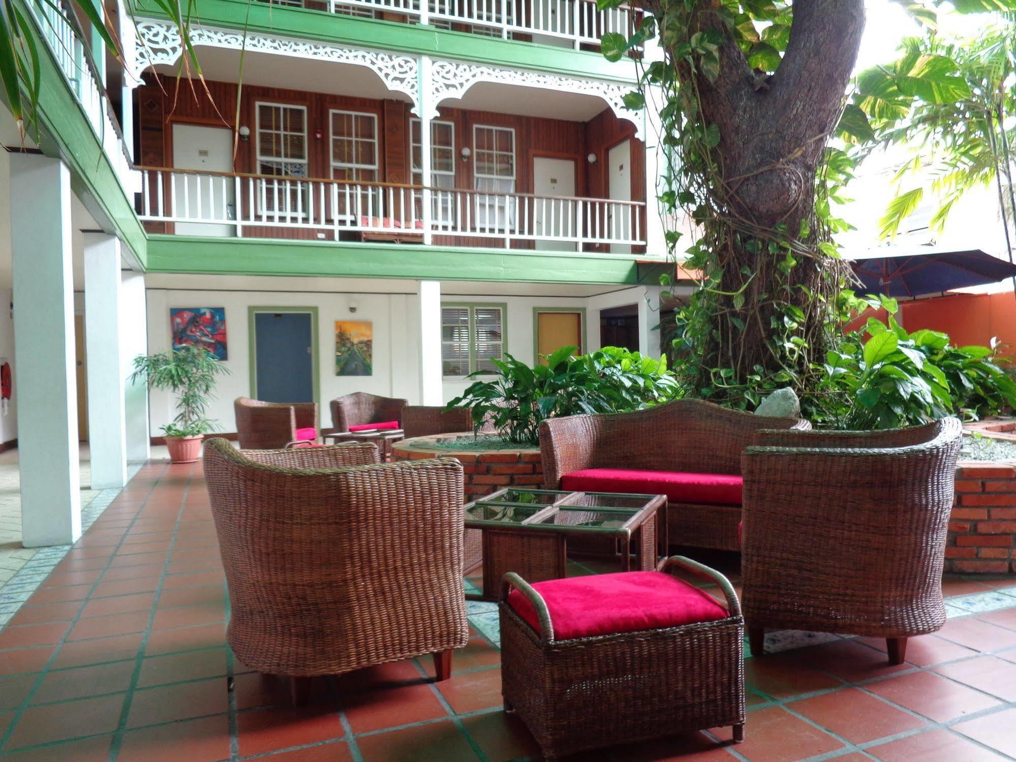 Cara Lodge Hotel Georgetown Exterior foto